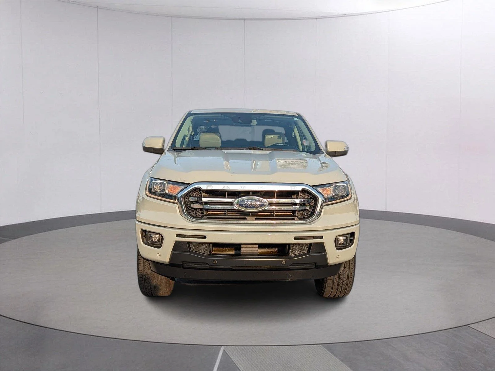 Used 2022 Cactus Gray Ford LARIAT image 4