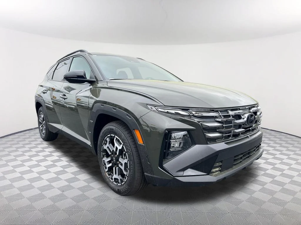 Used 2025 Green Hyundai XRT image 3