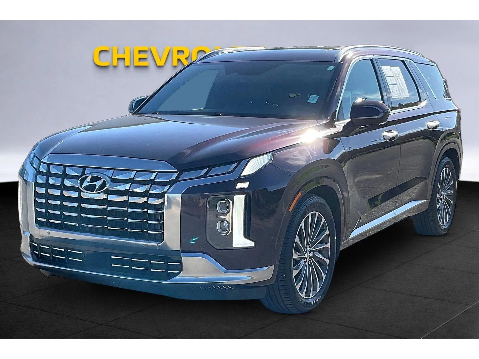 Used 2024 Red Hyundai Calligraphy image 9