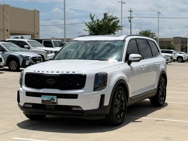 Used 2021 White Kia SX image 8