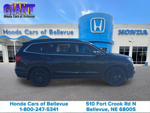Certified Used 2022 Crystal Black Pearl Honda Special Edition AWD image 4