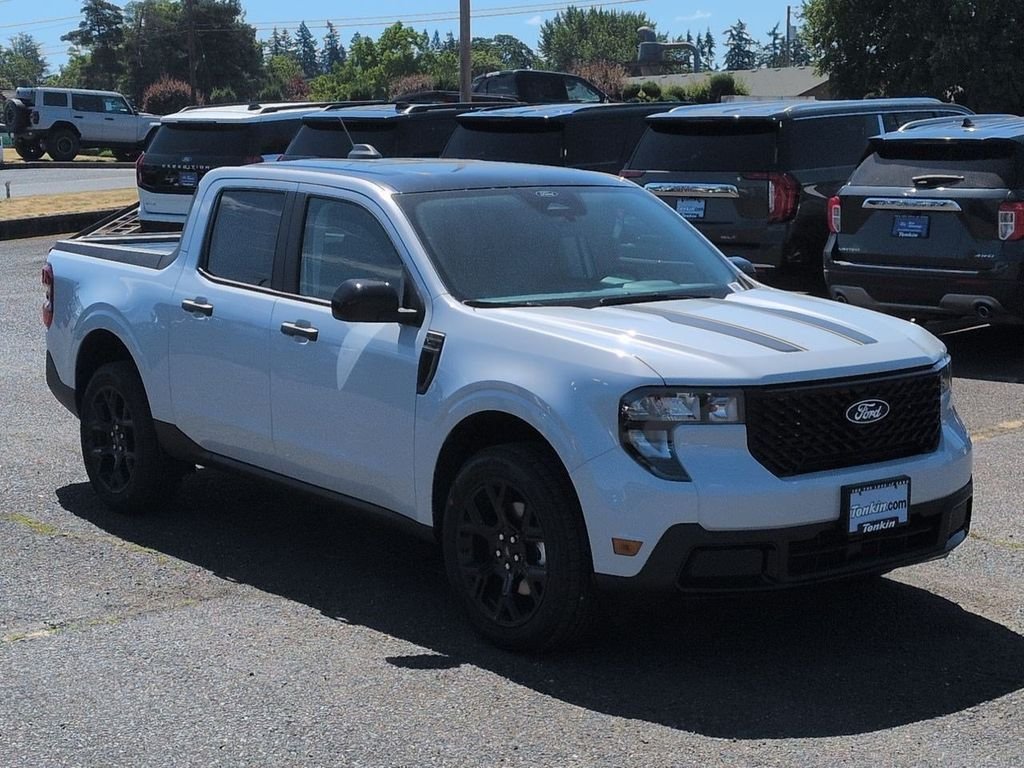 New 2026 Space White Metallic Ford XLT image 40
