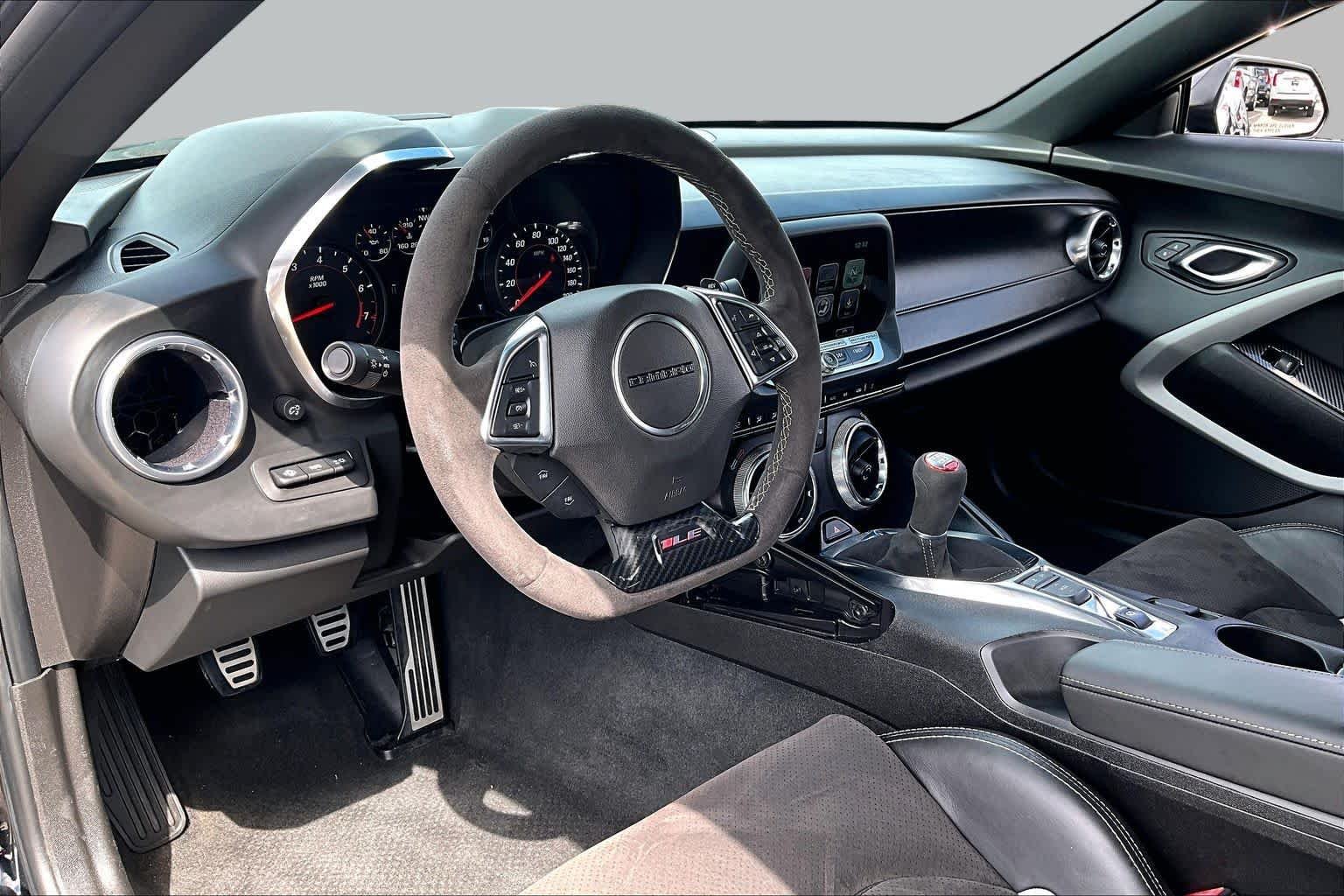 Used 2018 Mosaic Black Metallic Chevrolet 1SS image 18