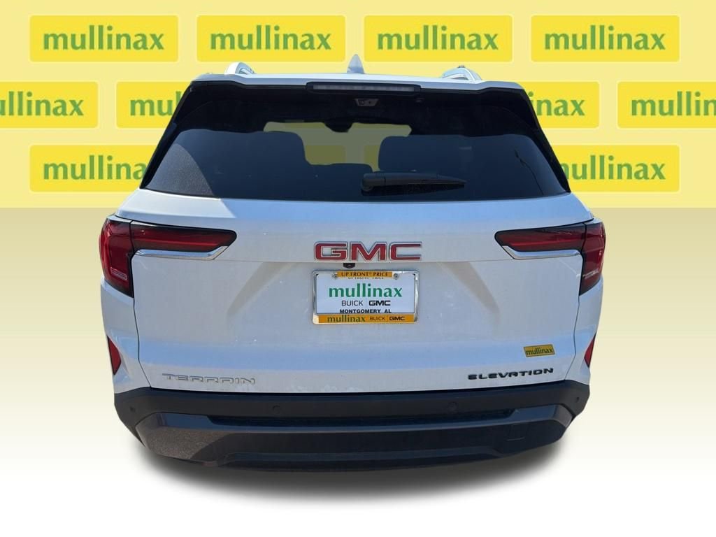 Used 2025 White GMC Elevation image 9