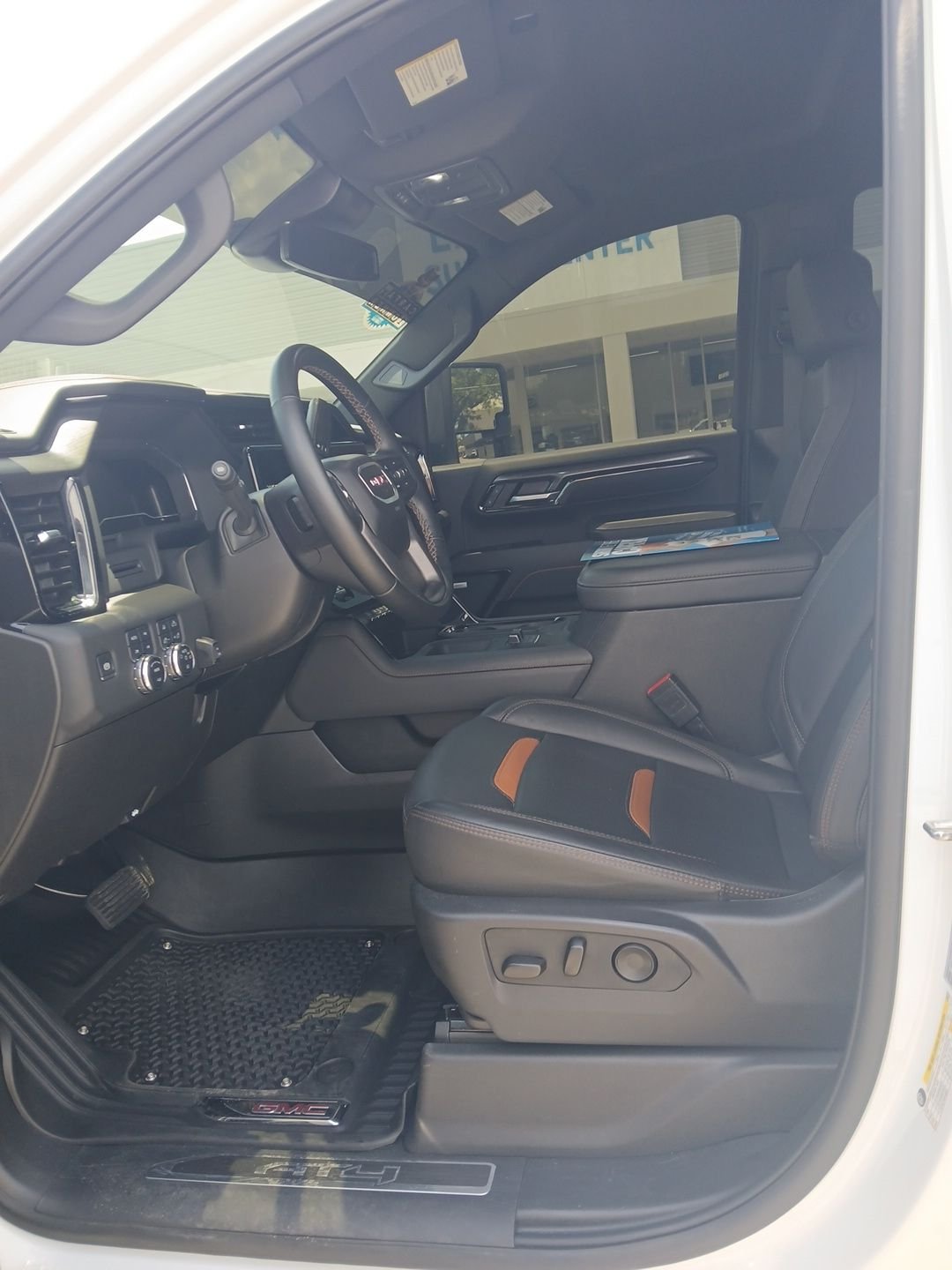 Used 2025 Summit White GMC AT4 image 13