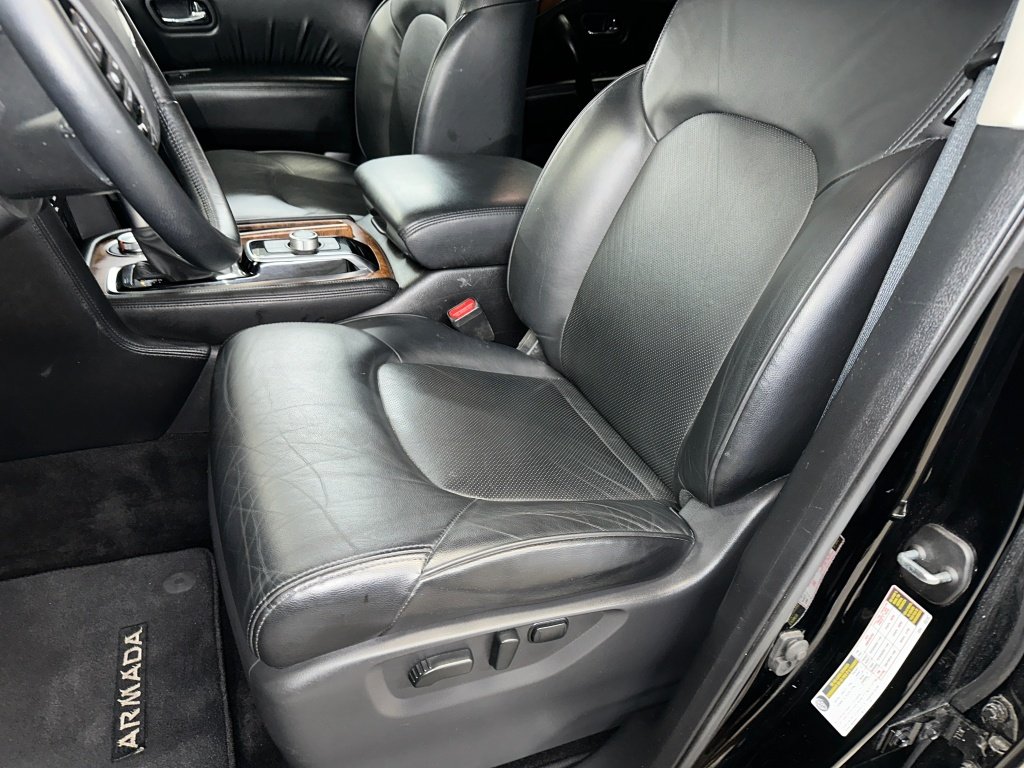 Used 2024 Super Black Nissan SL image 2