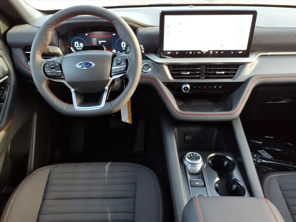 2026 Ford Explorer ST-LINE - Photo 16