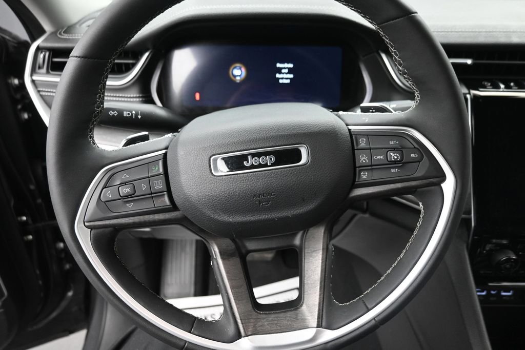 Used 2023 Gray Jeep Limited image 17