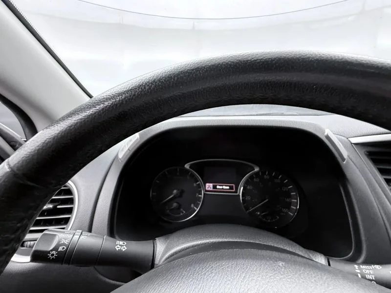 Used 2017 Gray Nissan SV Sport Utility 4D image 23