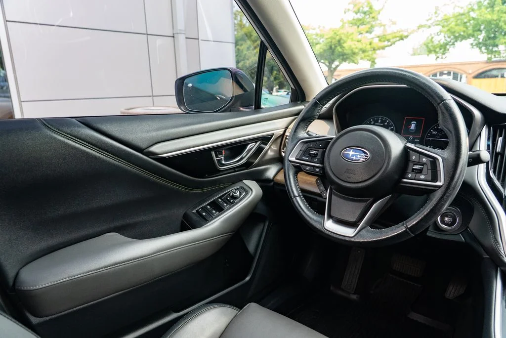 Used 2022 White Subaru Onyx Edition XT image 12