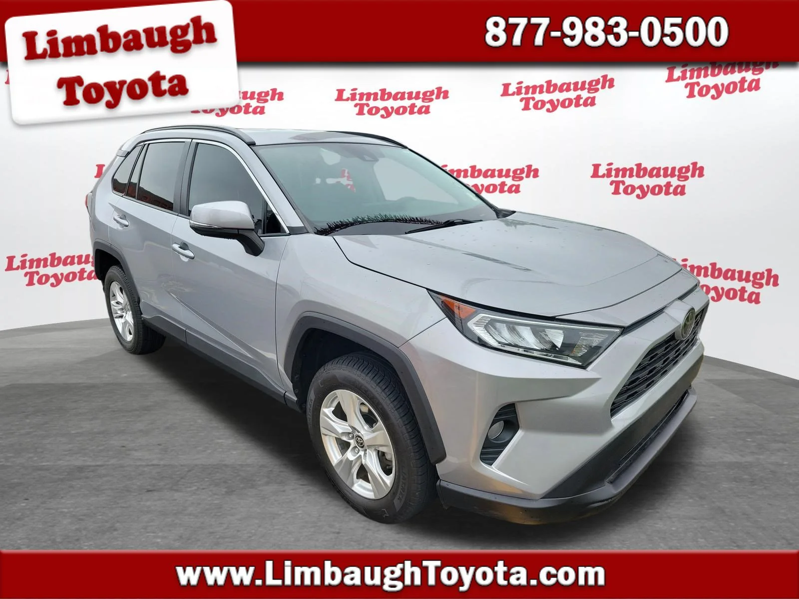2021 Toyota RAV4 XLE AWD's photo