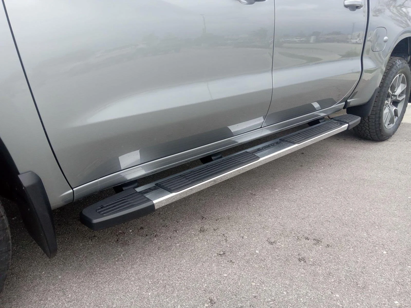 New 2026 Sterling Gray Metallic Chevrolet LT image 28
