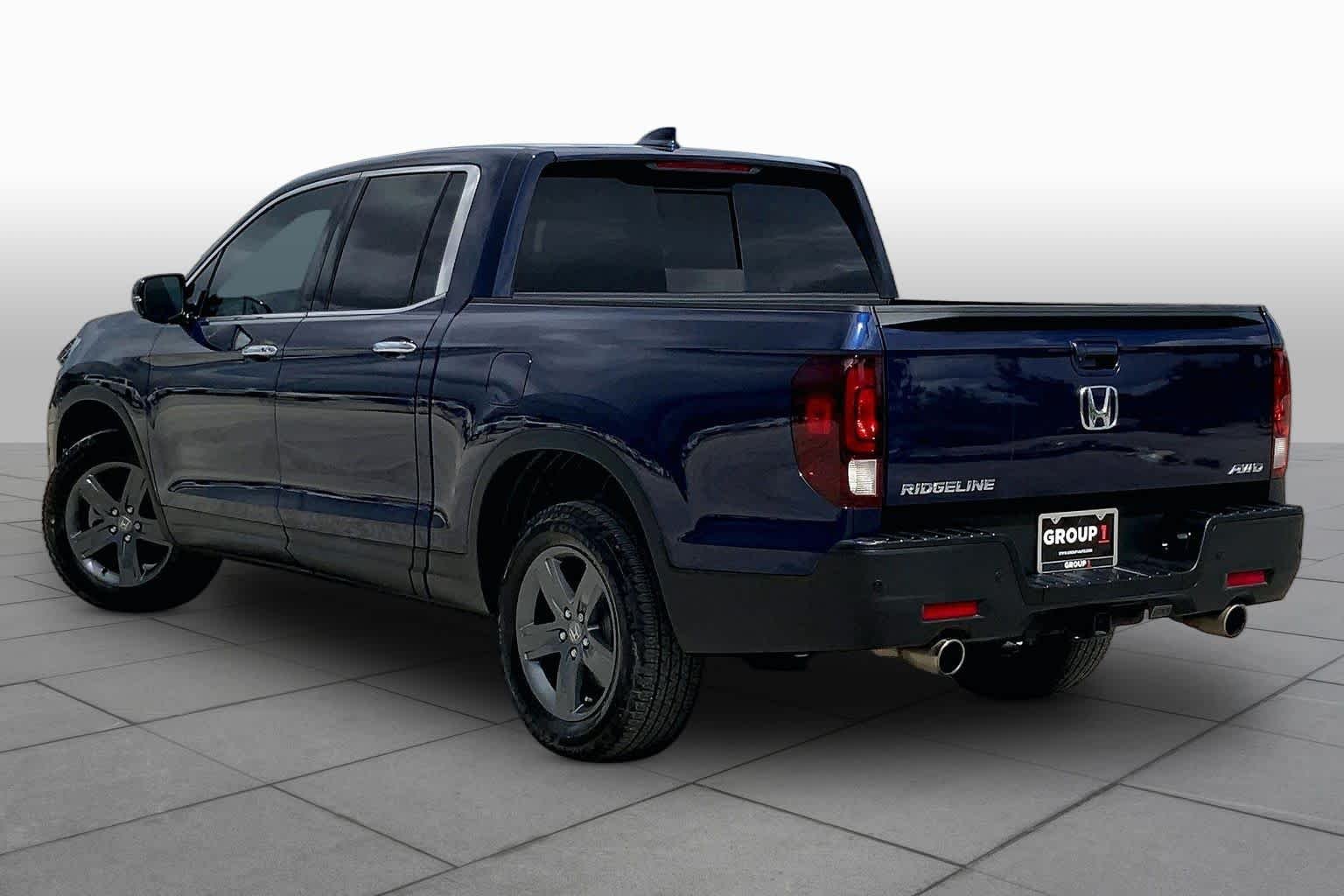 Used 2023 Obsidian Blue Pearl Honda RTL-E image 12