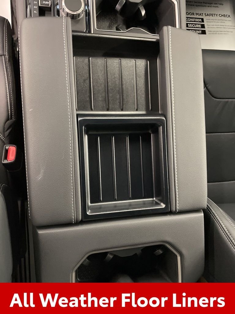 2026 Toyota Tundra Limited - Photo 16