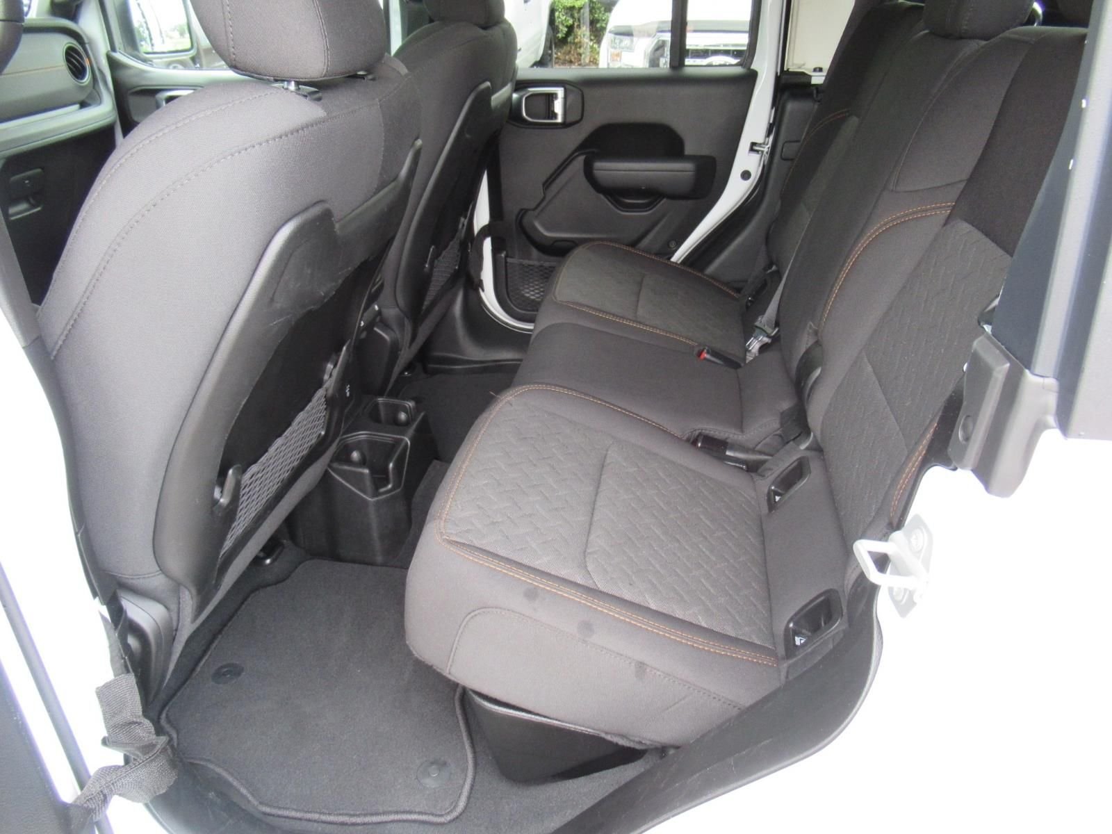 Used 2026 White Jeep Mojave image 34