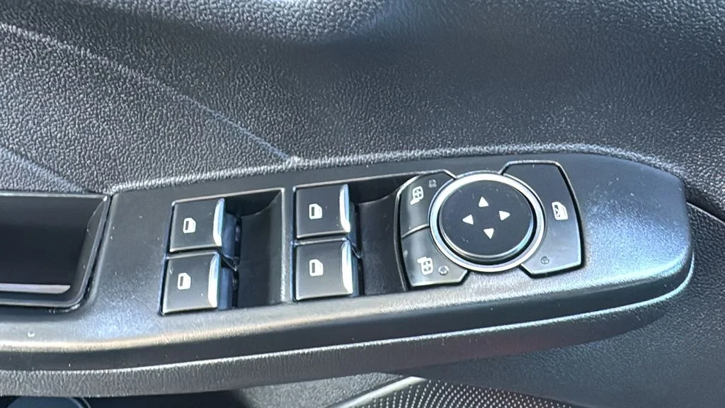 Certified Used 2025 Ebony Ford Active image 19