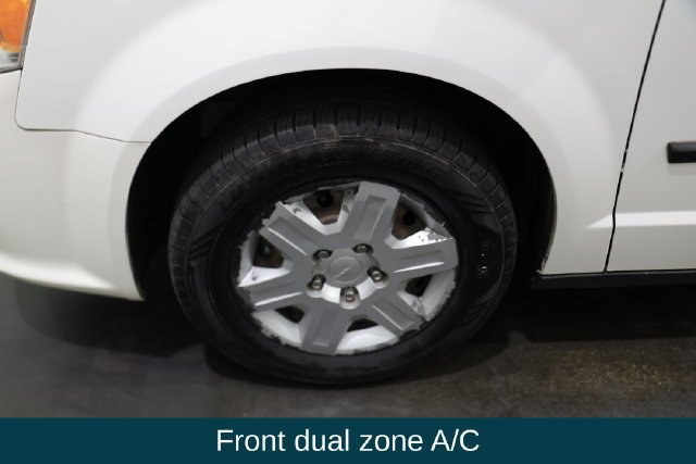 Certified Used 2012  Dodge American Value Pkg image 7