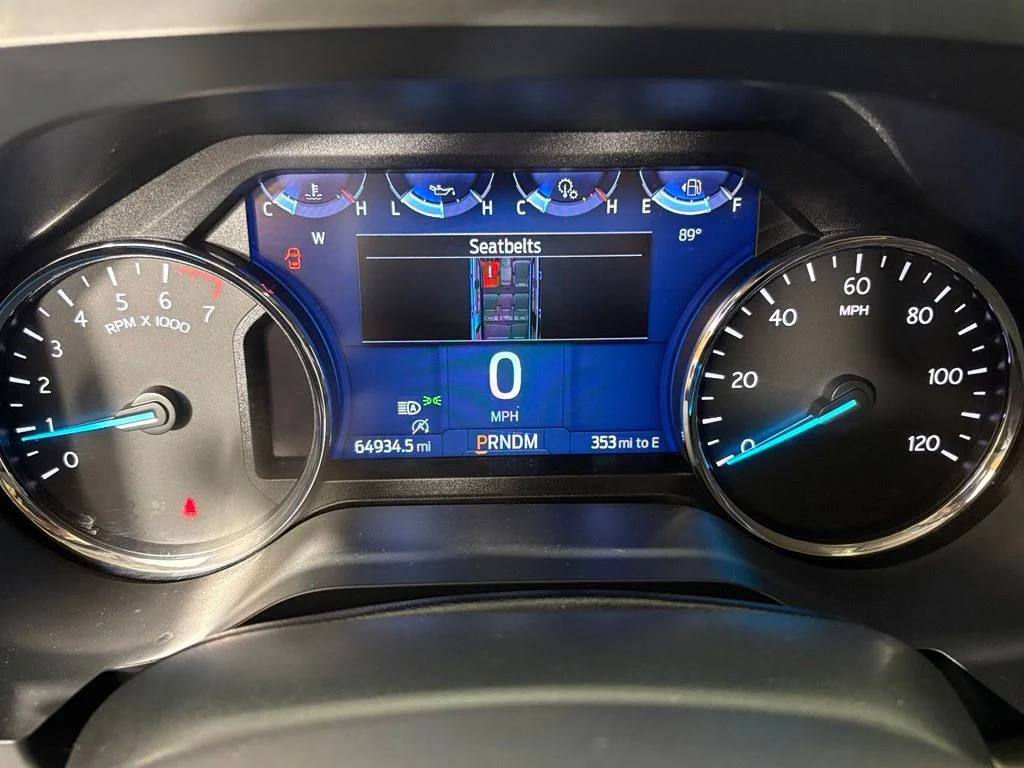 Used 2024 Silver Ford XLT image 27