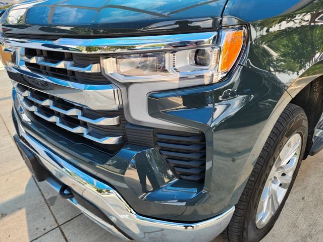 Used 2025 Cypress Gray Chevrolet LTZ image 9