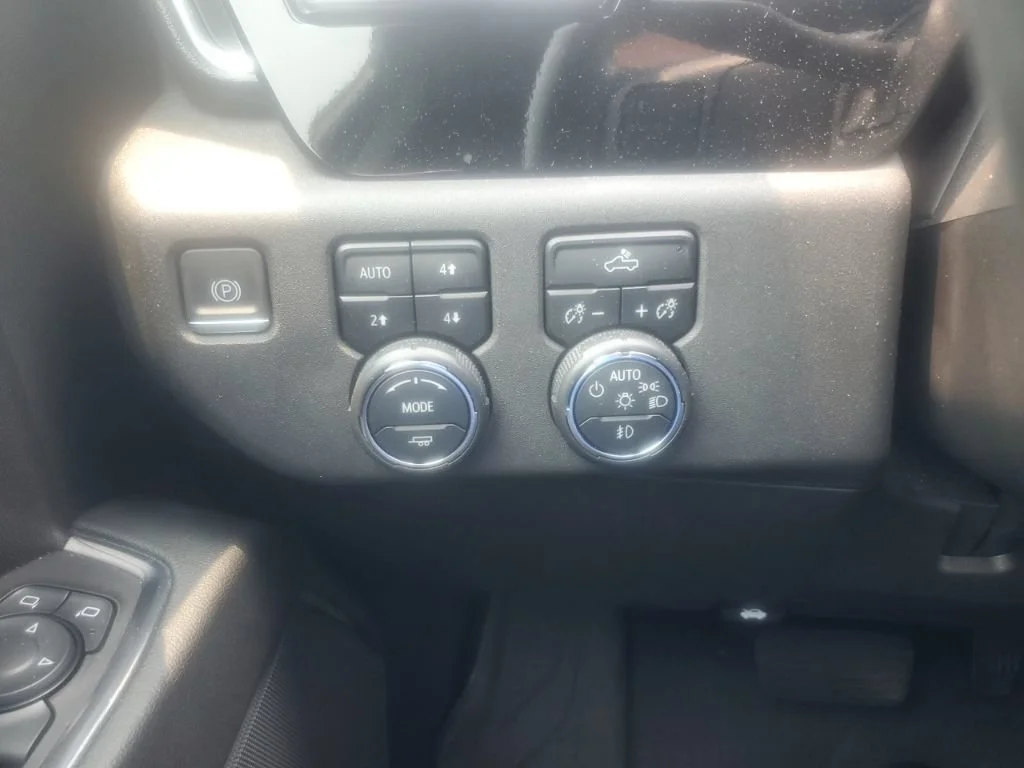 Used 2023 Black Chevrolet RST image 24