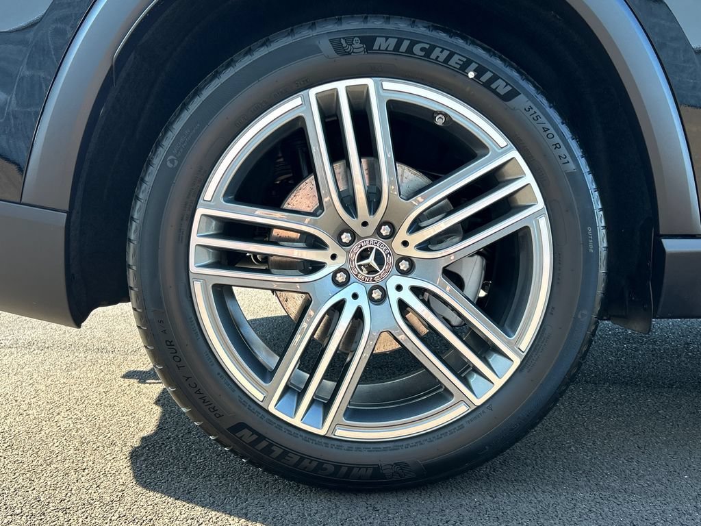 New 2026 Black Mercedes-Benz GLS 450 image 76