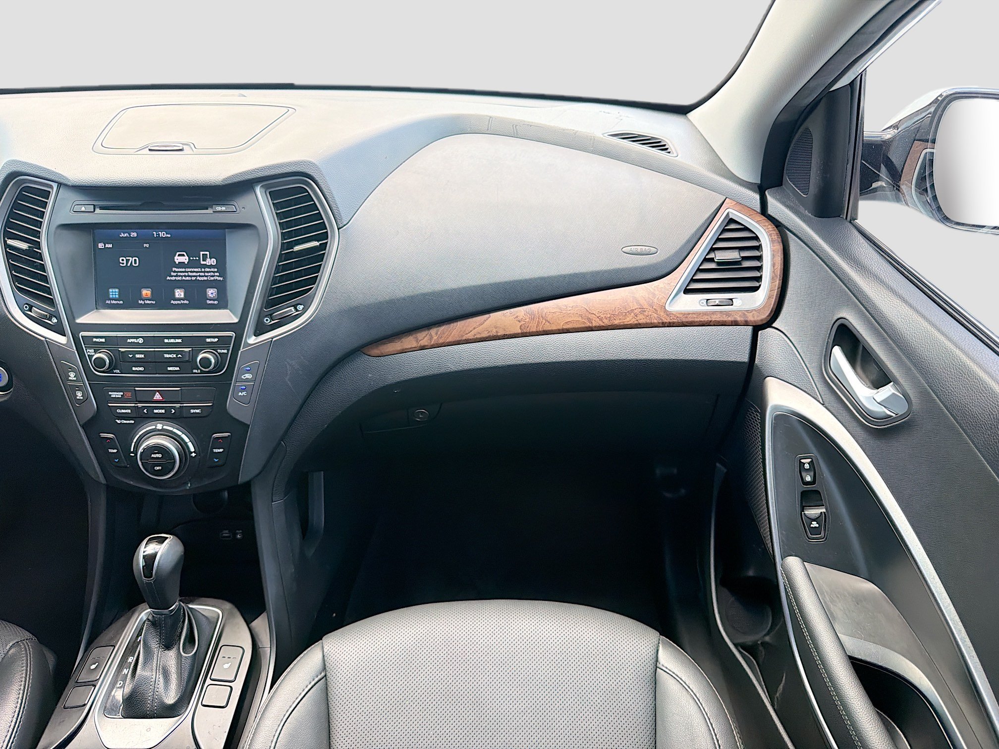 Used 2018 Pearl White Hyundai 2.0T image 19