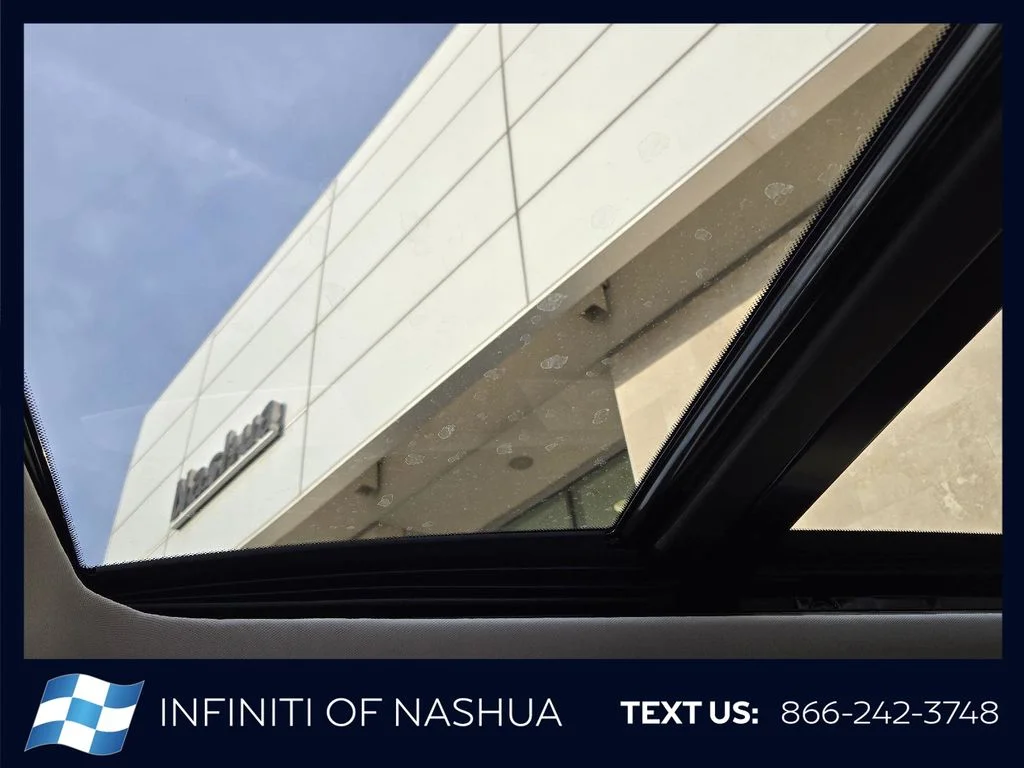 New 2027 GRAND BLUE INFINITI Luxe AWD image 26
