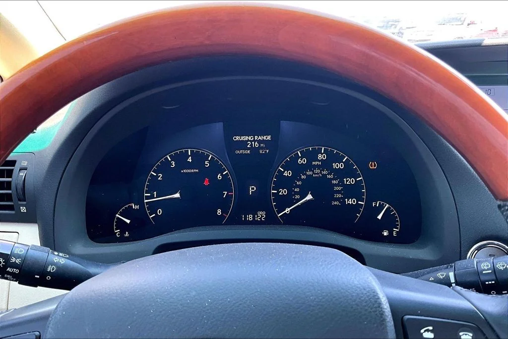 Used 2010  Lexus 350 image 20