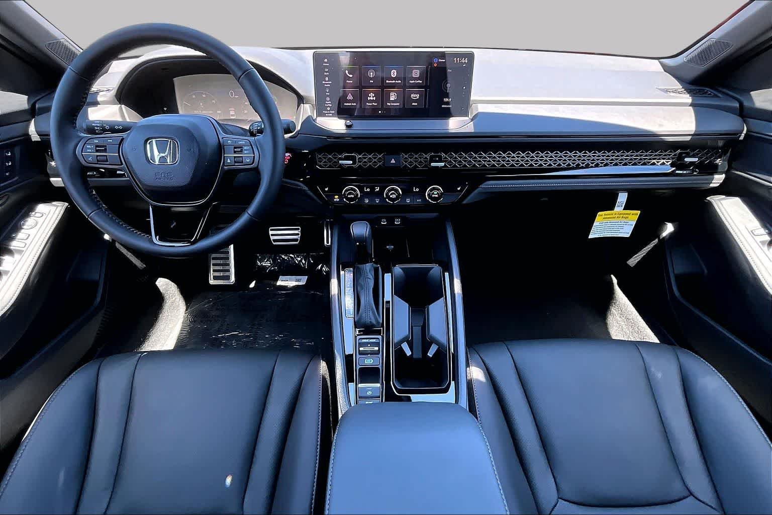 New 2026 Platinum White Pearl Honda Sport-L image 5