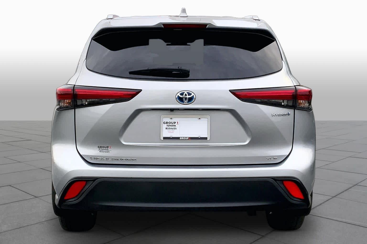 Used 2023 Celestial Silver Metallic Toyota Hybrid XLE image 5