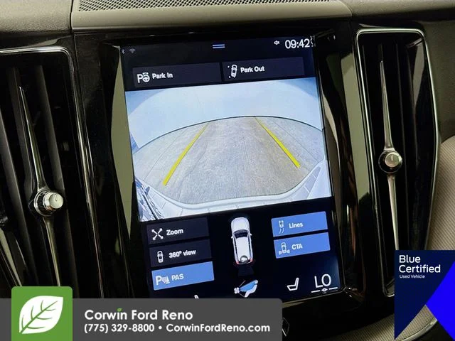 Used 2019 Ice White Volvo T5 R-Design image 18
