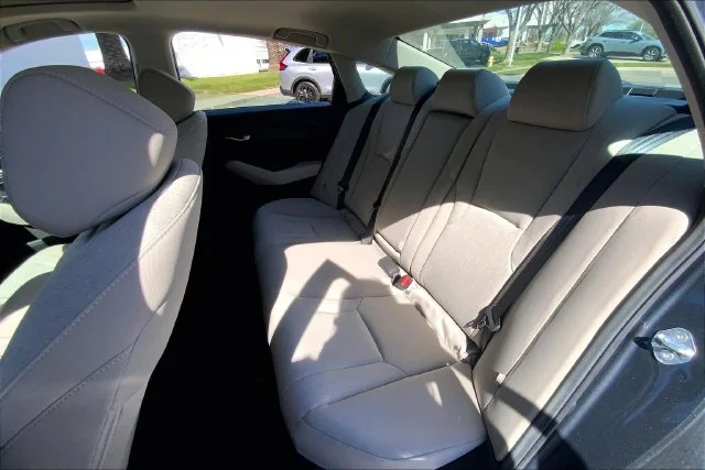 Used 2024  Honda EX image 26