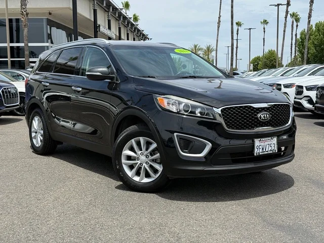 2018 Kia Sorento LX