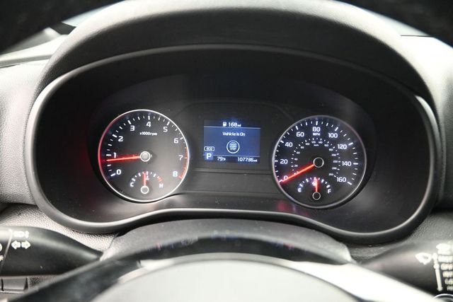 Used 2020 White Kia S image 10