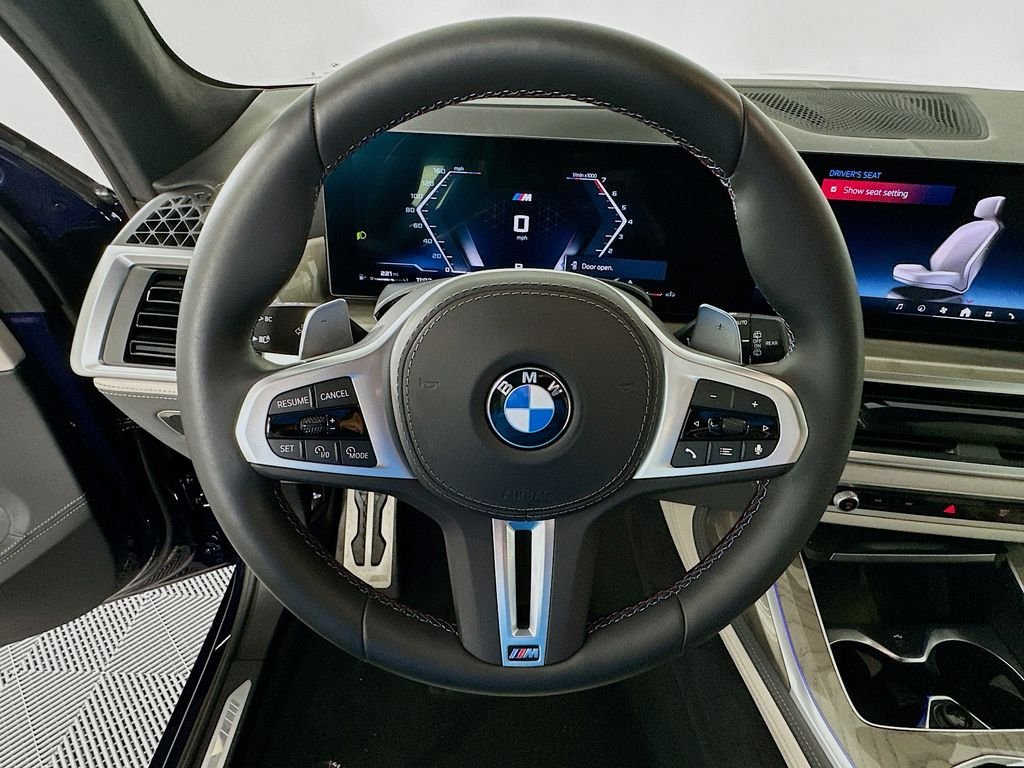 2025 BMW X7 M60i - Photo 11
