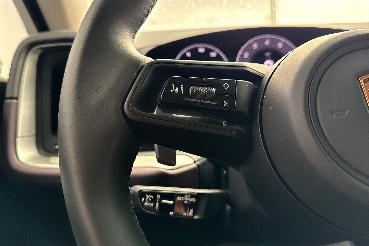 Used 2025 White Porsche S E-Hybrid image 14