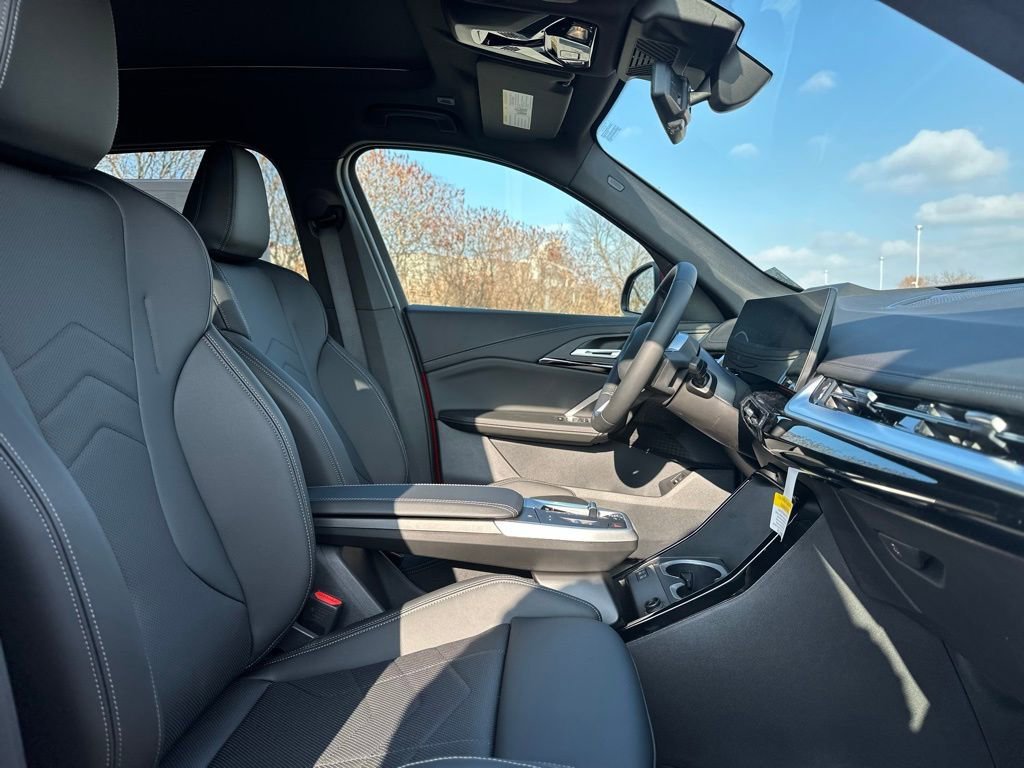 New 2026 Vegas Red Metallic BMW xDrive28i image 22