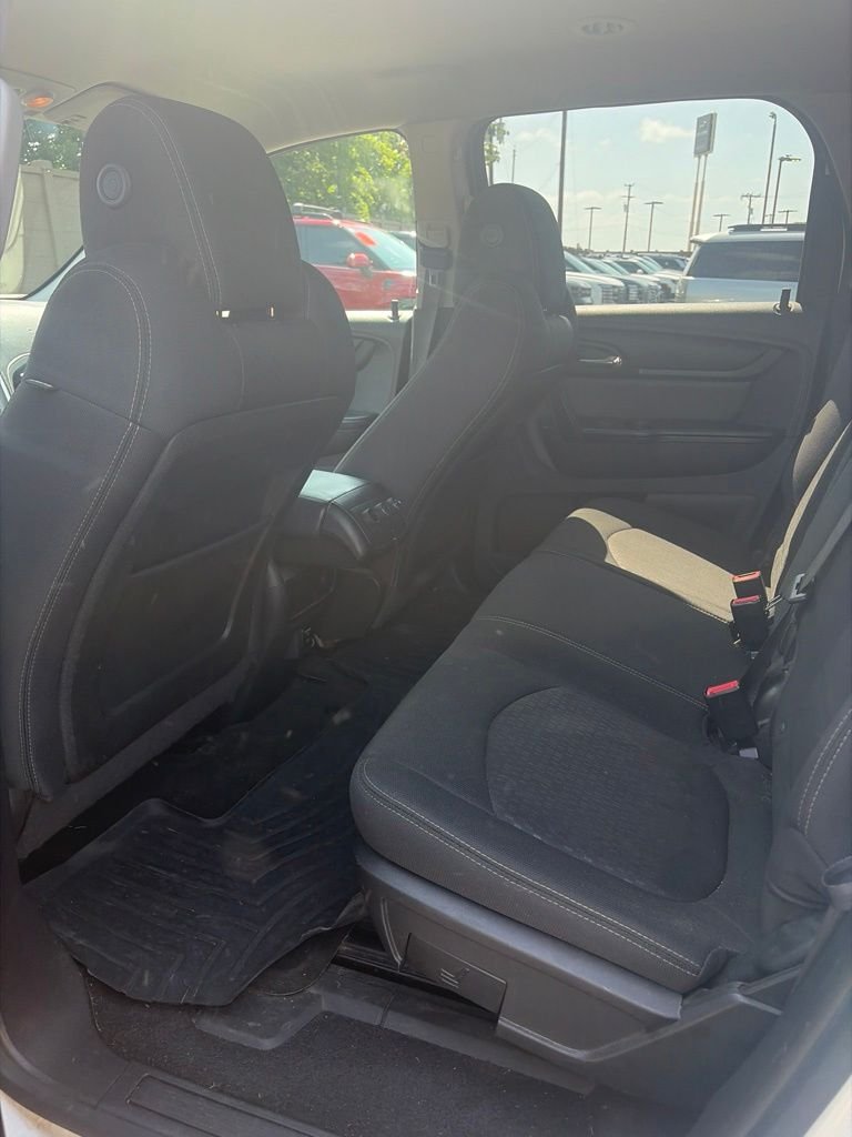 Used 2015 White GMC SLE-1 image 9