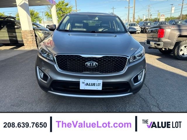 Used 2018 Silver Kia EX image 9