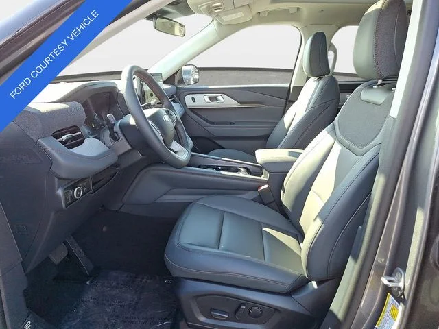 Used 2026 Carbonized Gray Metallic Ford Active image 9