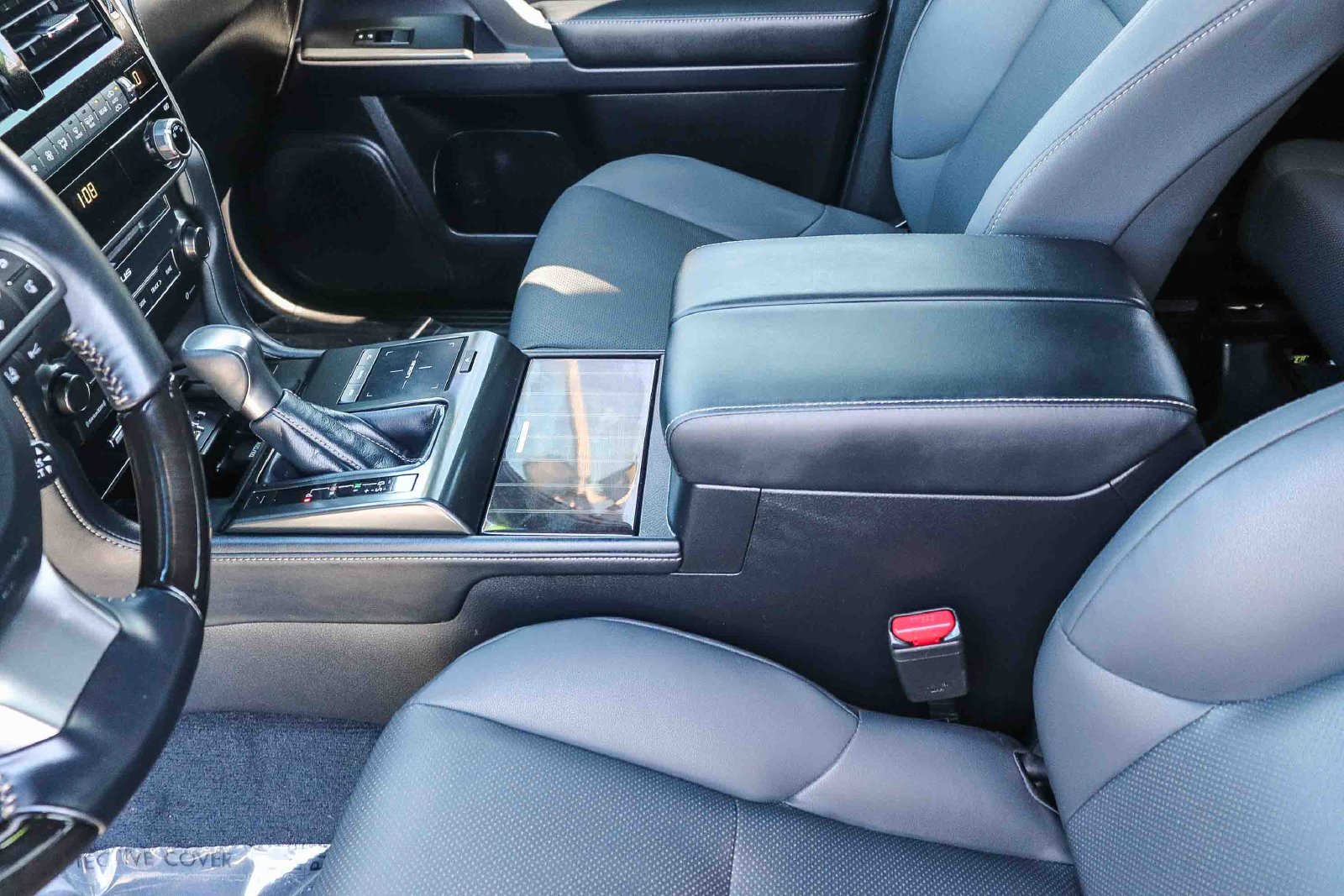 Certified Used 2023 Black Lexus 460 image 22