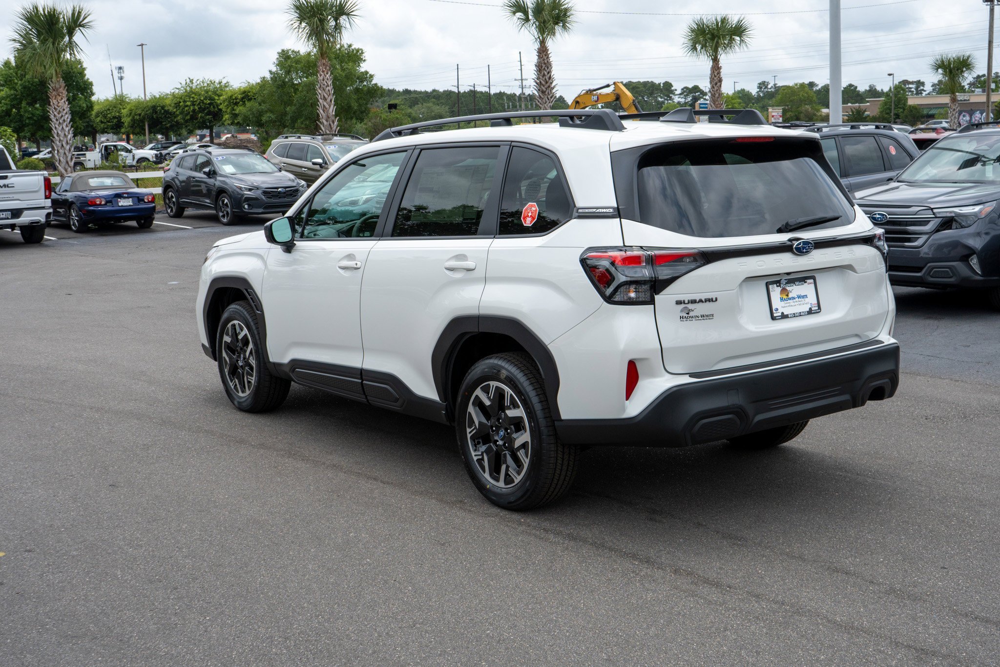 New 2026 CRYSTAL WHITE PEARL Subaru Premium image 5