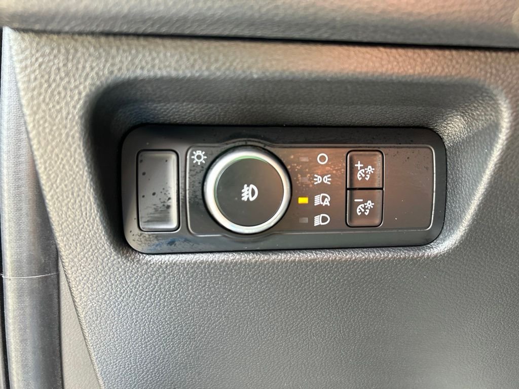Used 2025 Blue Ford XL image 16
