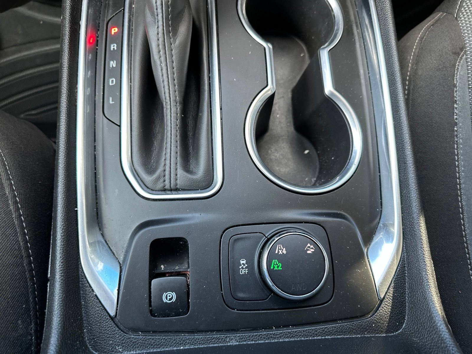 Used 2019 MOSAIC BLACK METALLIC Chevrolet LT Cloth image 28