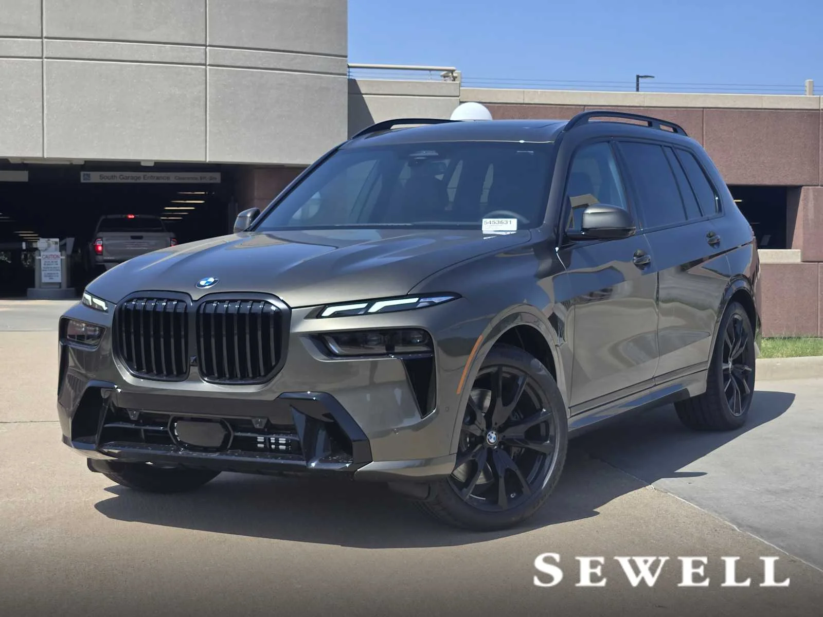 2027 BMW X7