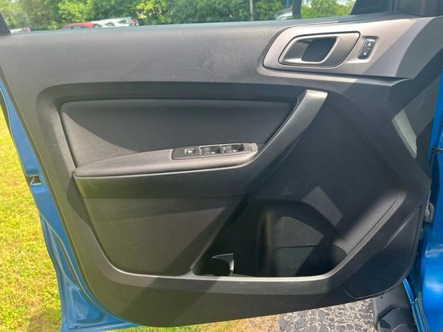 Used 2021 Blue Ford XLT image 9