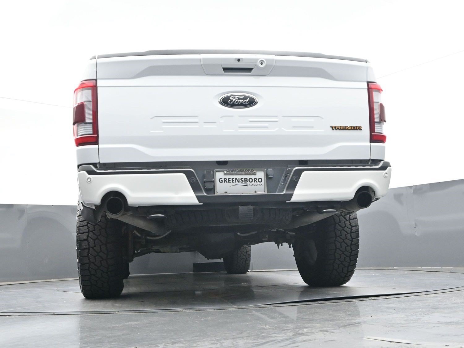 Used 2022 Oxford White Ford Tremor image 32
