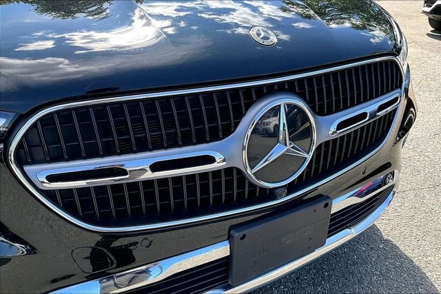 Certified Used 2023 Black Mercedes-Benz GLC 300 image 26