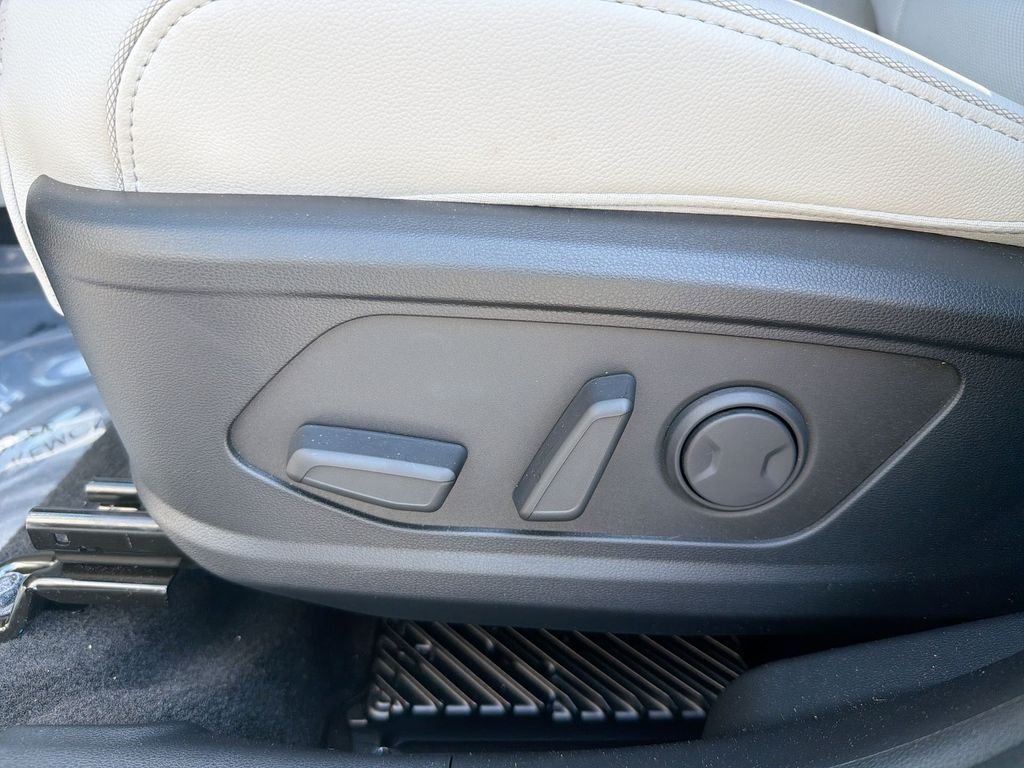 New 2026 Silver Hyundai Limited AWD image 14