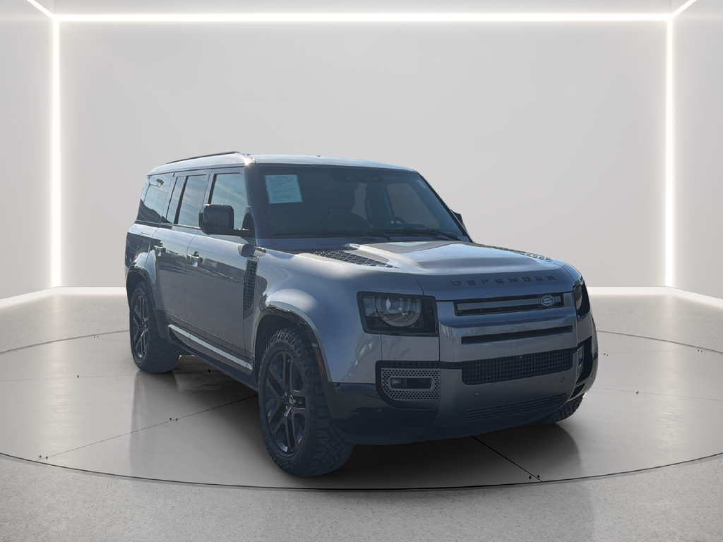 Used 2024  Land Rover Outbound image 10